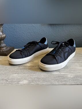 LOCI Nine Men's Black Canvas Low-Top Sneakers with White Platform Sole